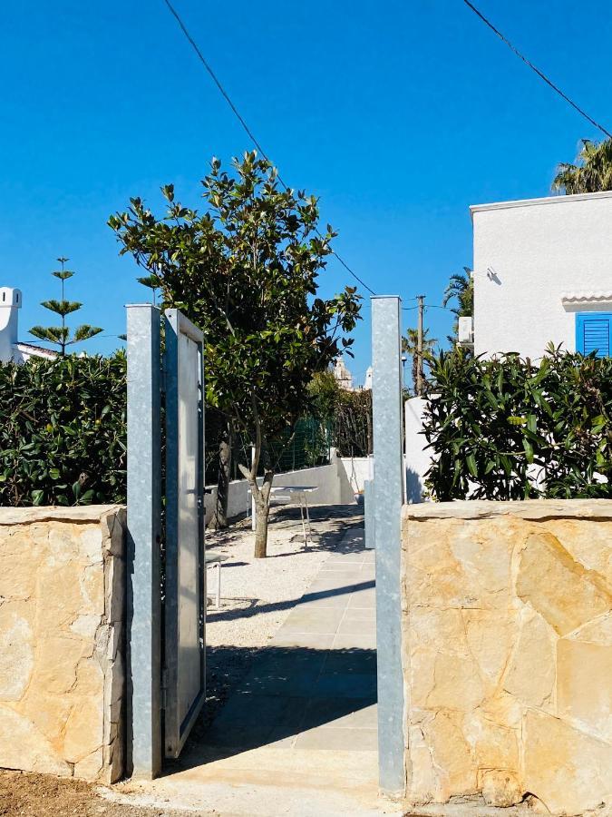 Вилла Dimora Al Mare Вилланова-ди-Остуни Экстерьер фото